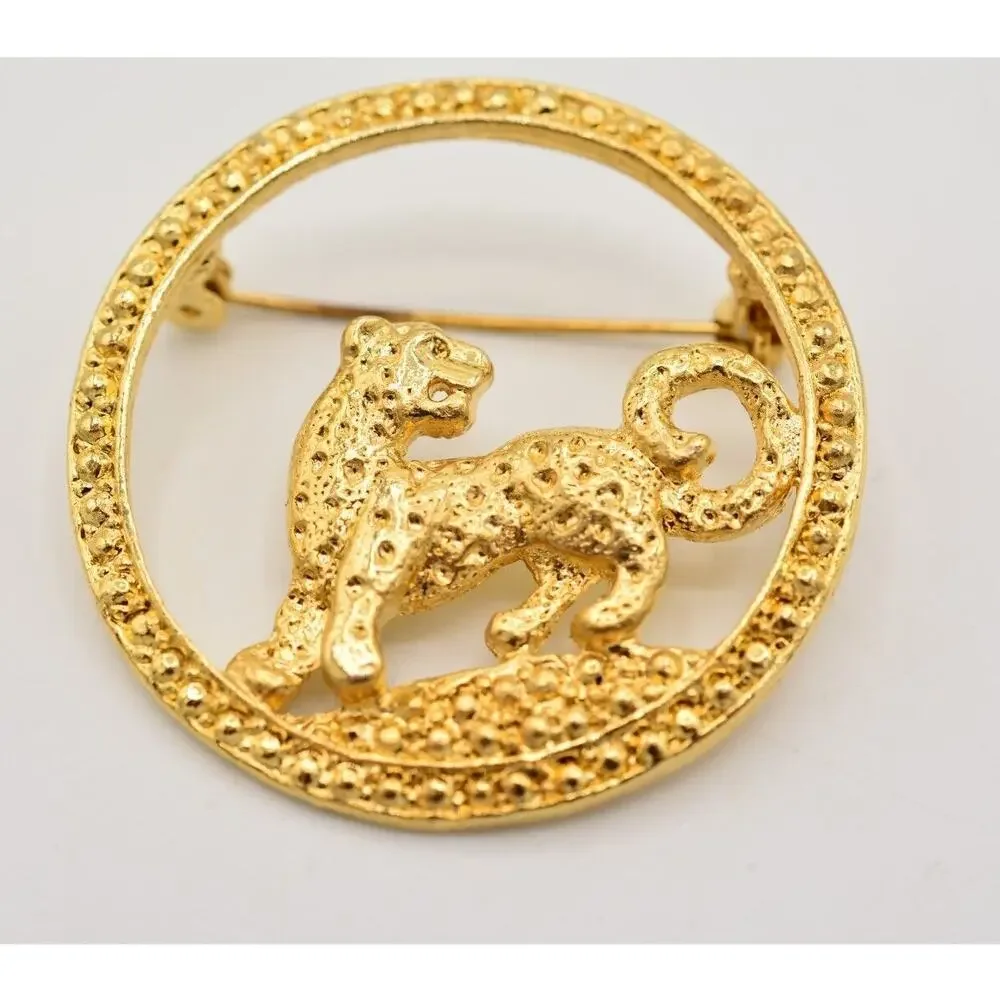 Vintage Leopard Pin Brooch Gold Wild Cat Jungle Antiqued Gold Tone 1980s 9B